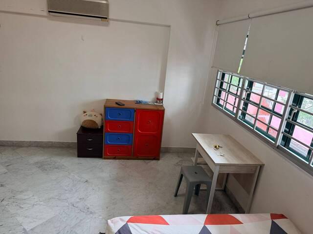 Room for rent