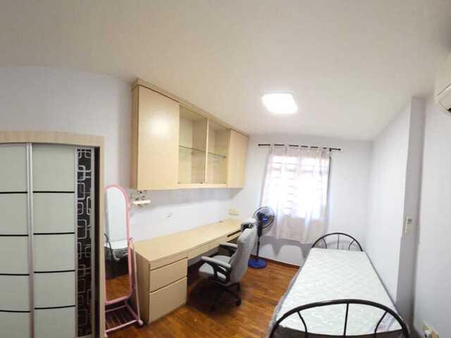 Room for rent