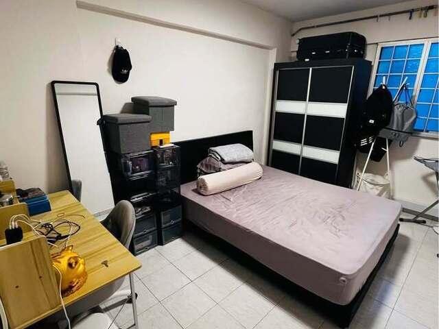 Room for rent in 23 North West