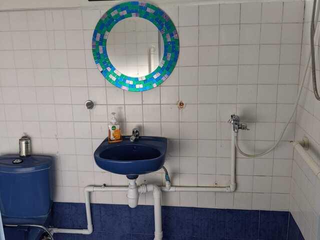 Room for rent in Alexandra Road