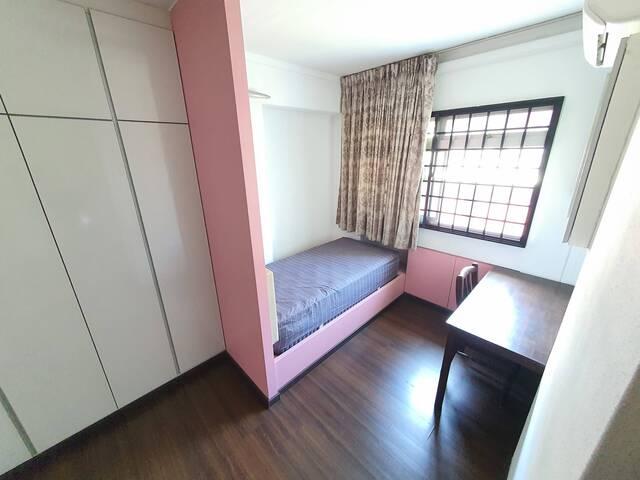 Room for rent