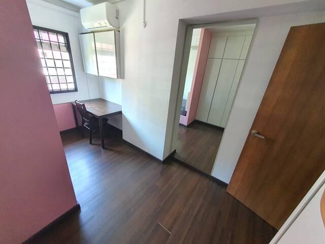 Room for rent