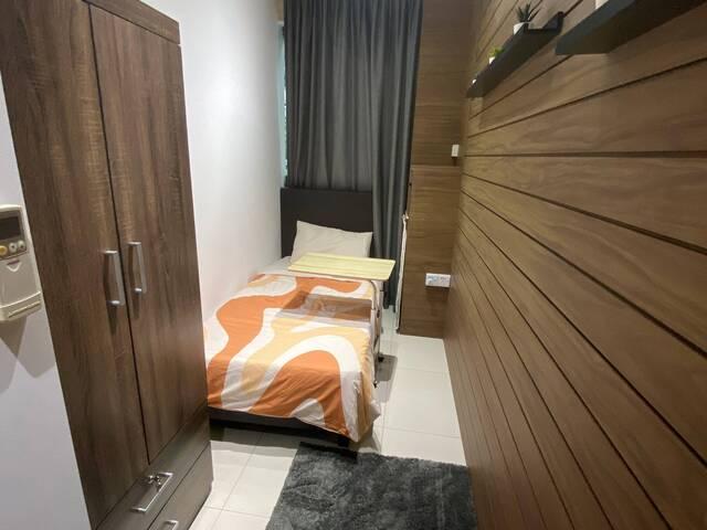 Room for rent