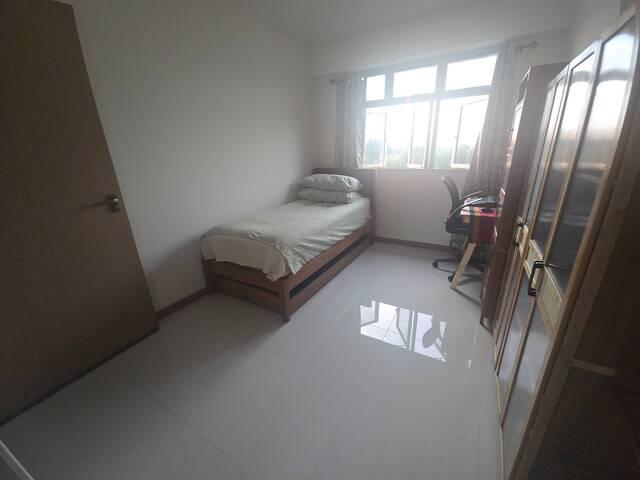 Room for rent
