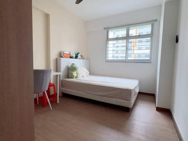 Room for rent