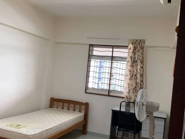 Room for rent