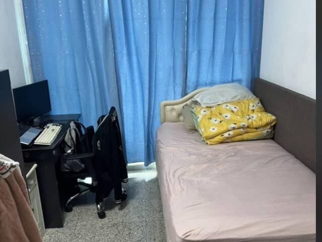 Room for rent in Bukit Batok, 05 South West