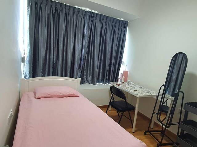 Room for rent