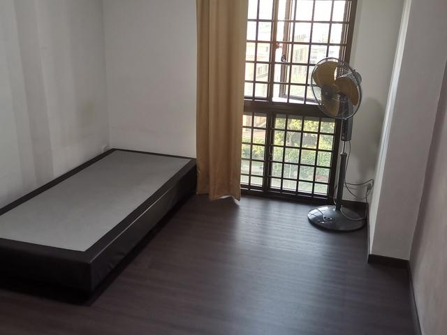 Room for rent in Sengkang, 19 North East, Hougang