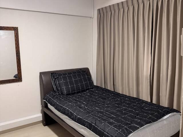 Room for rent in Pasir Ris, 17 Far East, Changi