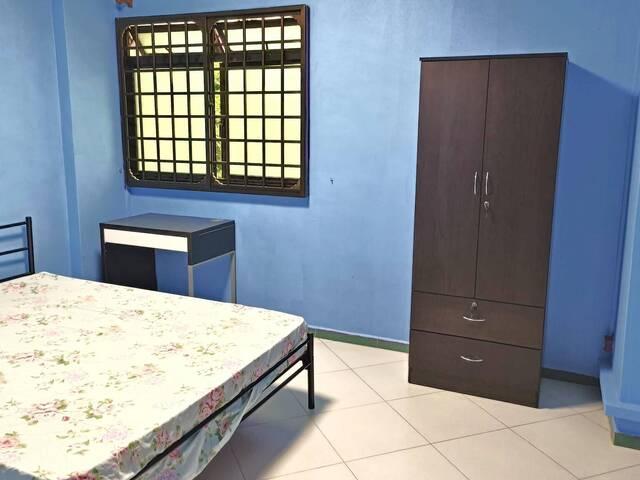 Room for rent