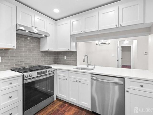 Condo for sale in East Brunswick, New Jersey