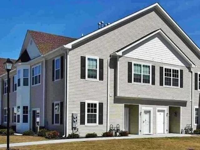 Condo for sale in Bloomington, New York