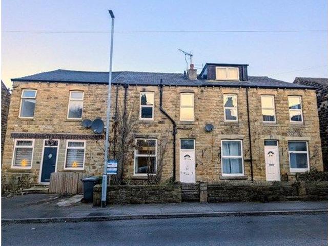 House for rent in Hanging Heaton, Dewsbury