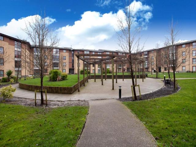 Apartment for rent in Three Bridges, Crawley