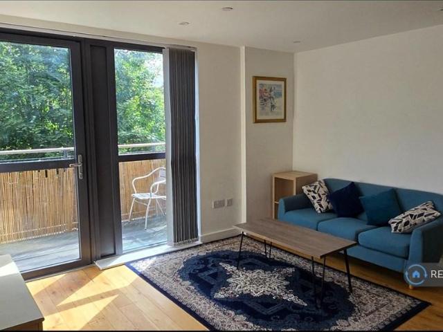 Apartment for rent in Park Central, Birmingham