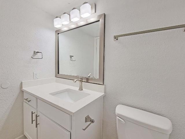 Apartment for rent in Addison