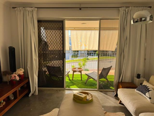 Room for rent in Como, Western Australia