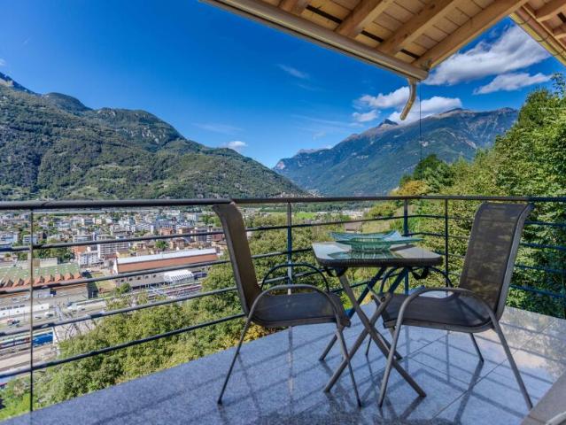 Einfamilienhaus kaufen in Bellinzona, Tessin