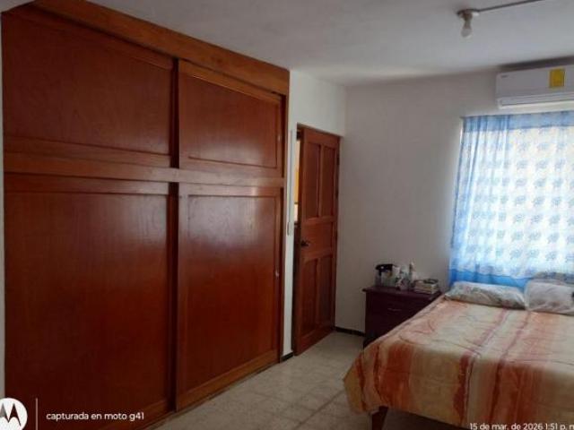 Cómoda casa de un nivel con jardín en venta, a unos pasos del IMSS en Poza Rica, col. Miguel Hidalgo