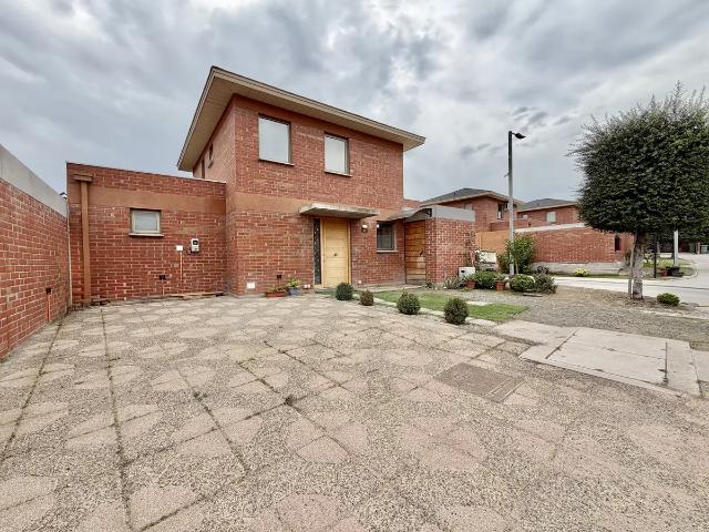 Casa en arriendo en Buin, Metropolitana