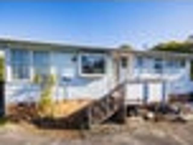 House for sale in Sunnynook, Oroua County