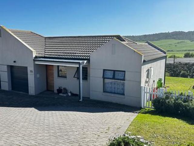 House for sale in Groot Brak Rivier, Western Cape