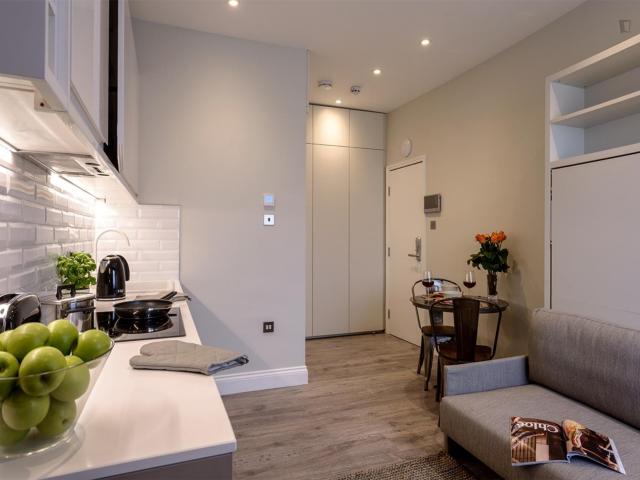 Apartment for rent in Kilburn, Greater London