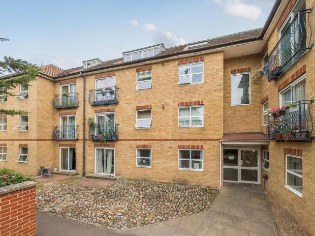Apartment for rent in Greater London