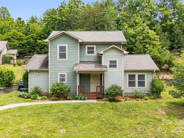 House for sale in Weaverville