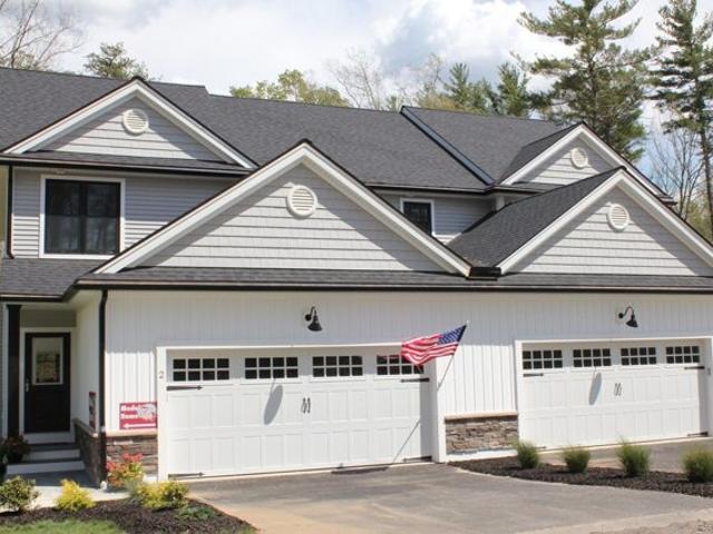 Condo for sale in Douglas, Massachusetts