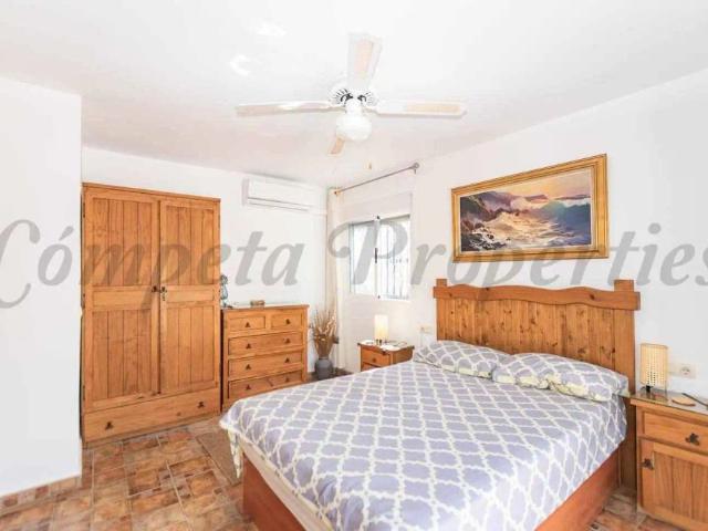 Apartamento en alquiler en Cómpeta, Málaga