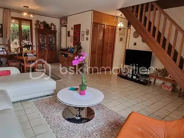 Maison vente à Compiègne, Giraumont