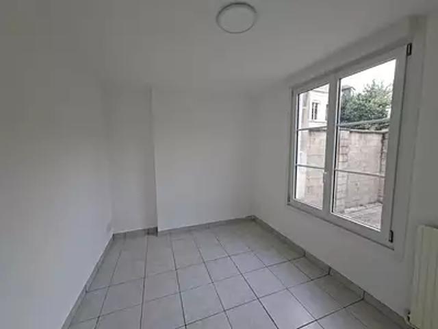 Appartement location à Centre Ville, Compiègne