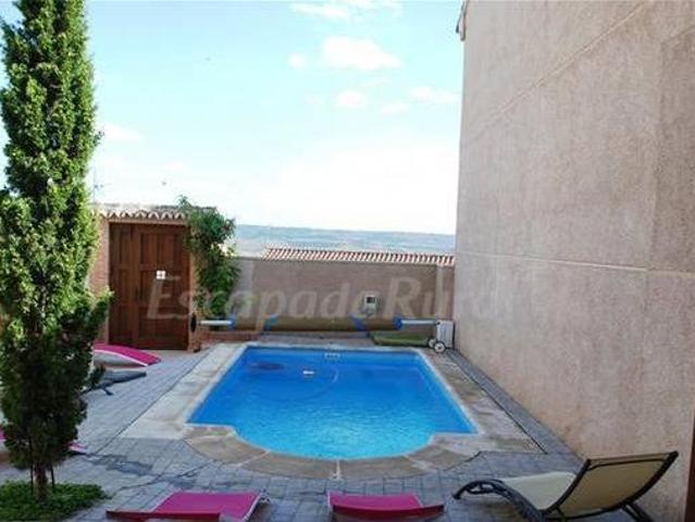 Casa en alquiler en Hita