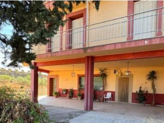 Casa en venta en Linares, Andalucía