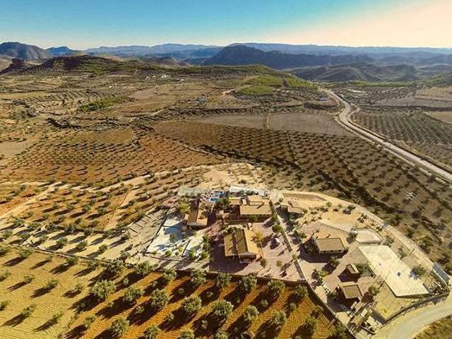 Casa en alquiler en Elche De La Sierra