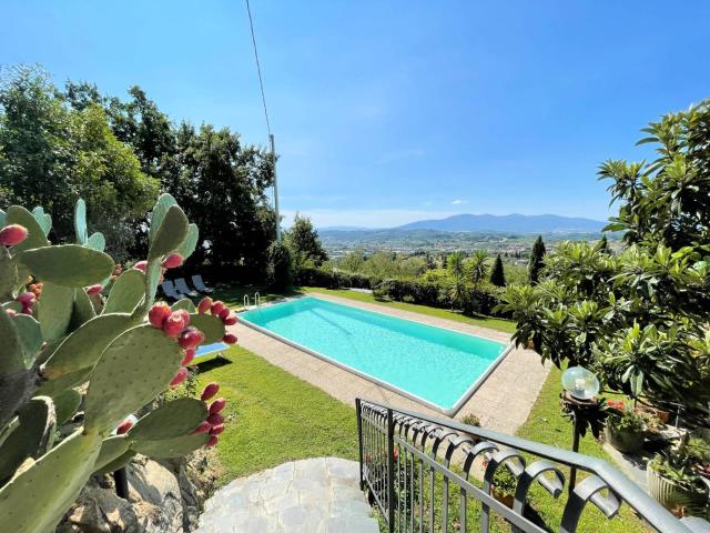 Casa in vendita a Ricciano, Uzzano E Castello