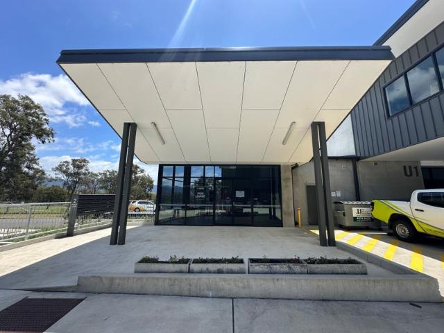 Retail for rent in Wollongong West, New South Wales