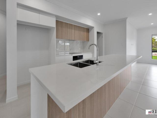 House for sale in Mount Low, Queensland