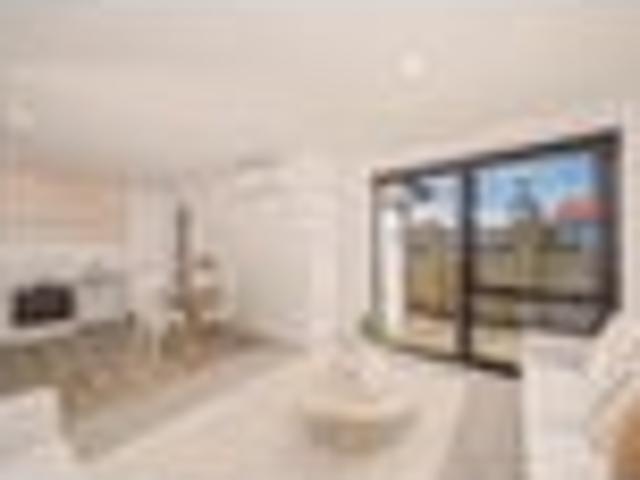 House for sale in Chaslands, Canterbury