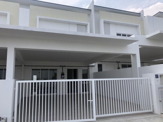 Terraced House for sale in Sendayan Village, Negeri Sembilan