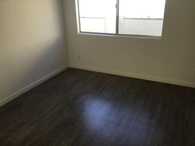 Apartment for rent in Canoga Park, California