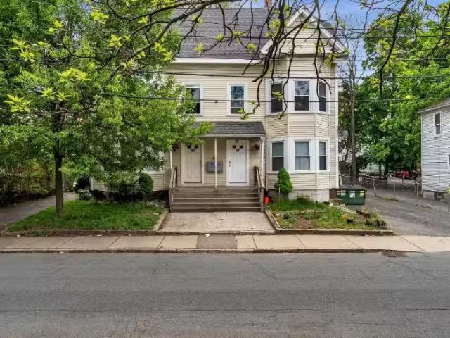 Condo for rent in Framingham