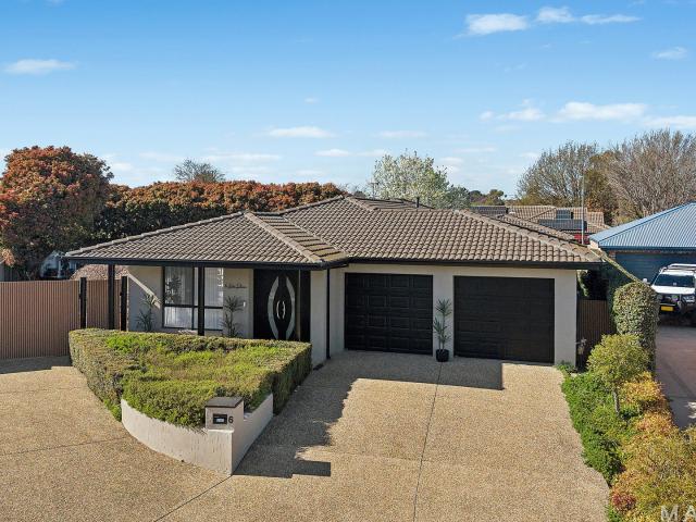 Property for sale in Dunlop, Australian Capital Territory