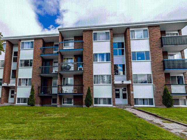 Apartment for rent in Le Val-saint-françois, Quebec