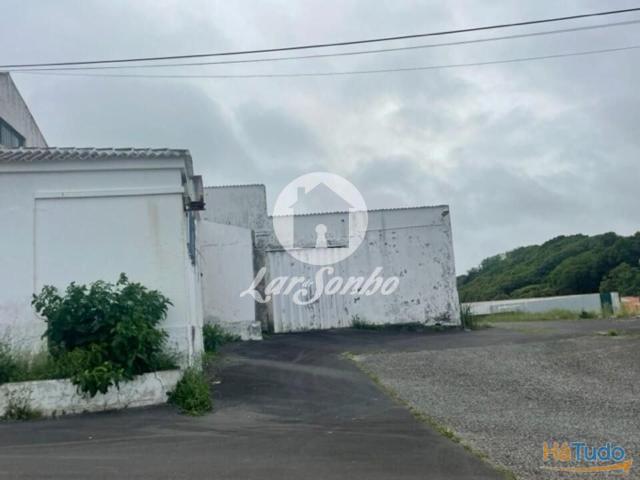 Armazém venda em Açores