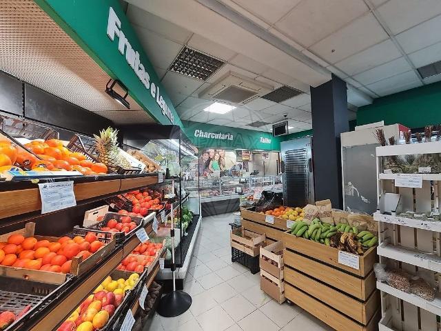 Prédio venda em Quarteira, Loulé