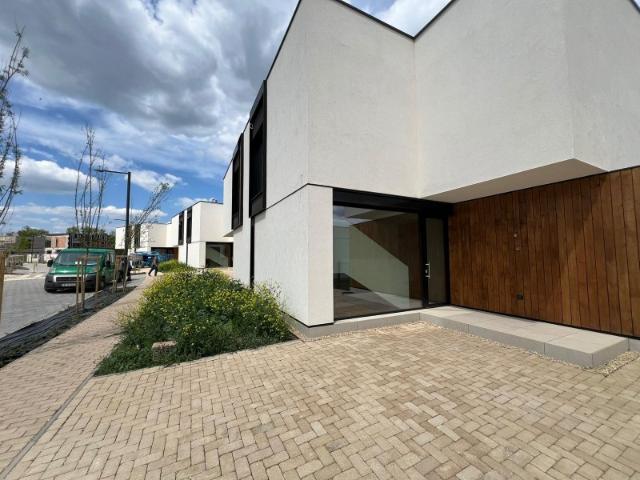 Casă închirieri în Tunari, București