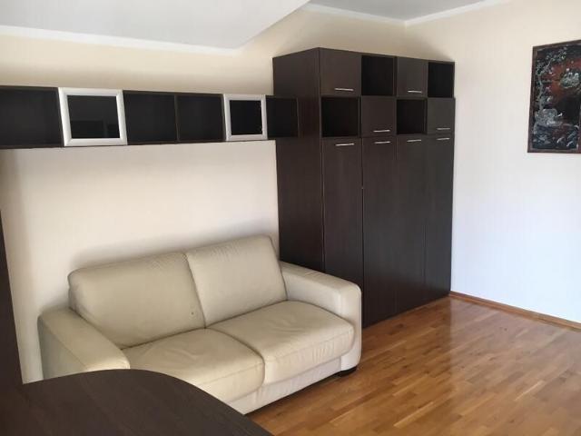 Casă închirieri în Colțea, București